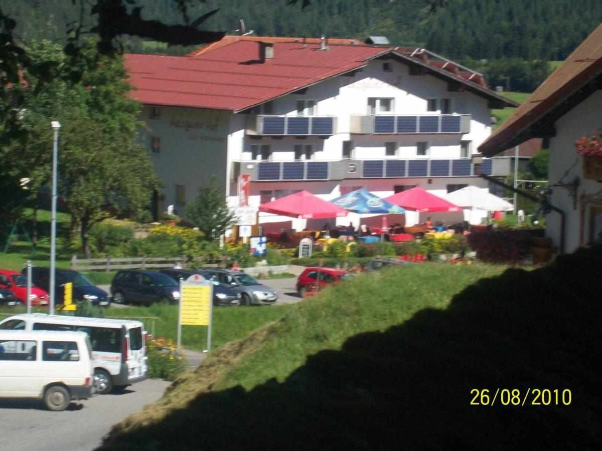Holzgauerhof Bed and Breakfast Eksteriør billede